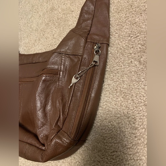 Conceal Carry Purse - Picture 7 of 11